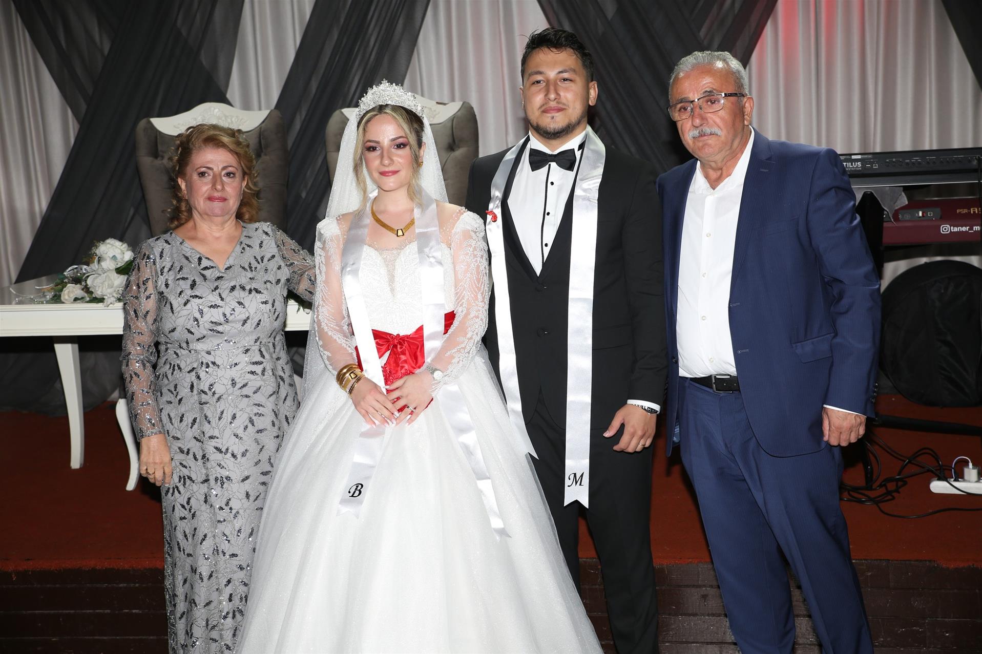 ÇELİK VE SÖNMEZ AİLELERİN MUTLU GÜNÜ 