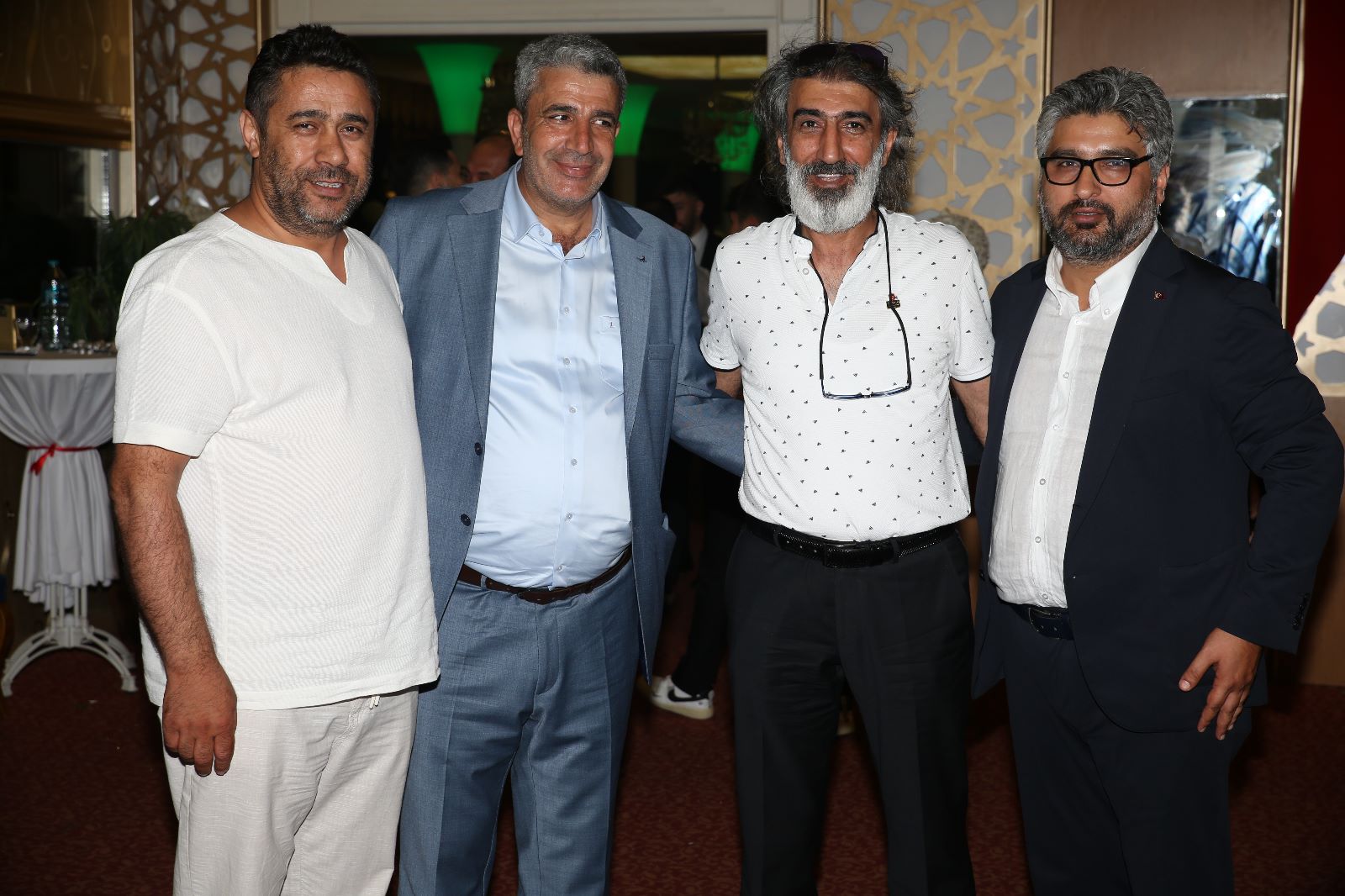KADER İLE SUAT ÇİFTİ DESTANSI BİR DÜĞÜNLE HAYATLARINI BİRLEŞTİRDİLER