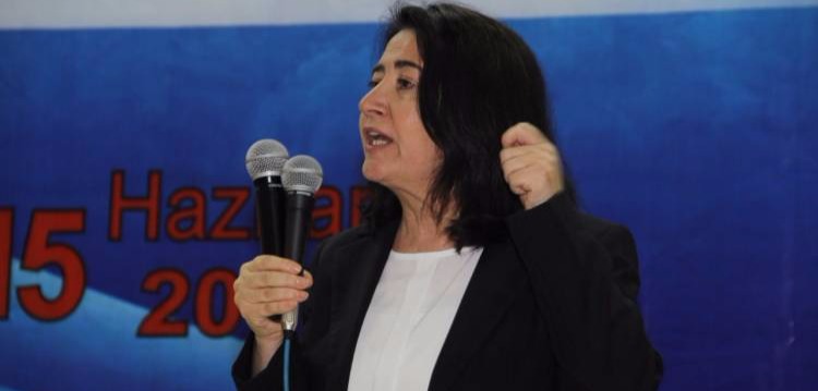 HDP Eş Genel Başkanı Serpil Kemalbay Ağrı'da düzenlenen iftar yemeğine katıldı.