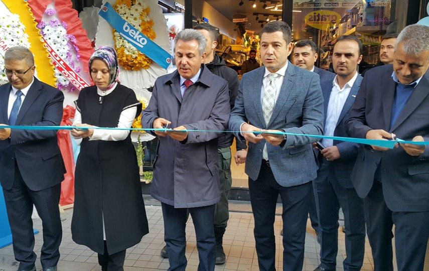 YEĞENLER TİCARET AĞRI'DA İKİNCİ SHOWROOMU ŞUBESİNİ AÇTI.