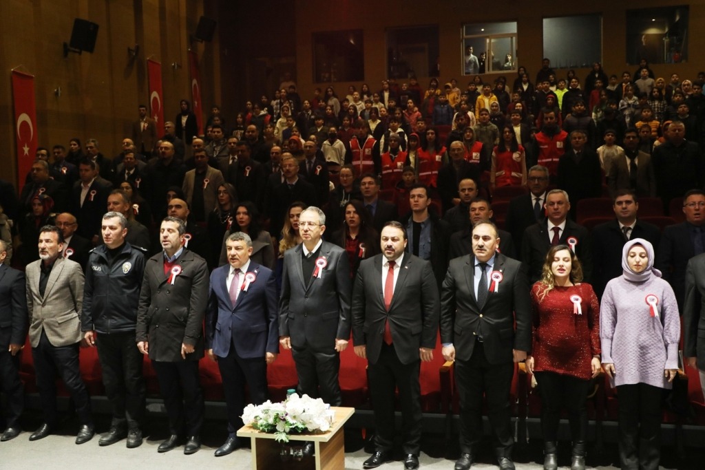  İstiklal şairi Mehmet Akif Ersoy, Dilovası'nda anıldı