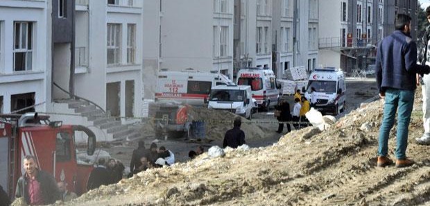 Bahçeşehir'de yük asansörü düştü: 3 işçi öldü Ağrı'lı