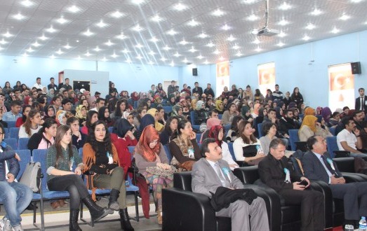 AİÇÜ’DE MADDE BAĞIMLILIĞI KONFERANSI VERİLDİ