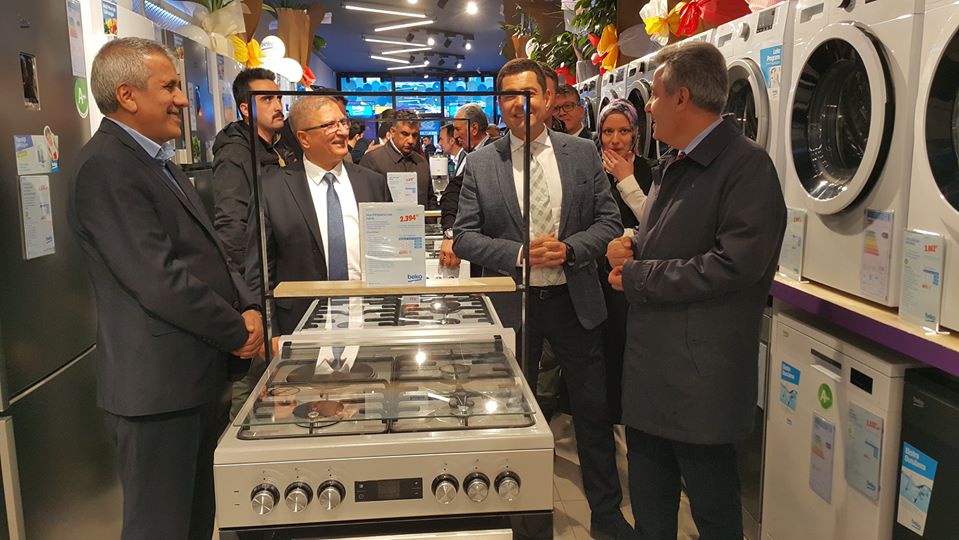 YEĞENLER TİCARET AĞRI'DA İKİNCİ SHOWROOMU ŞUBESİNİ AÇTI.