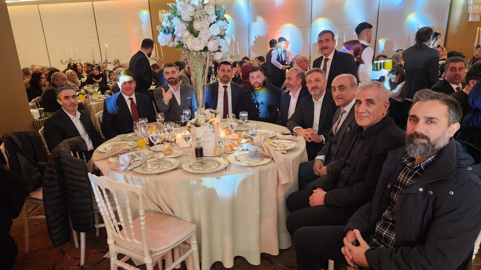 ÖZTÜRK VE RAVANOĞLU AİLELERİNİN GÖRKEMLİ DÜĞÜNÜ