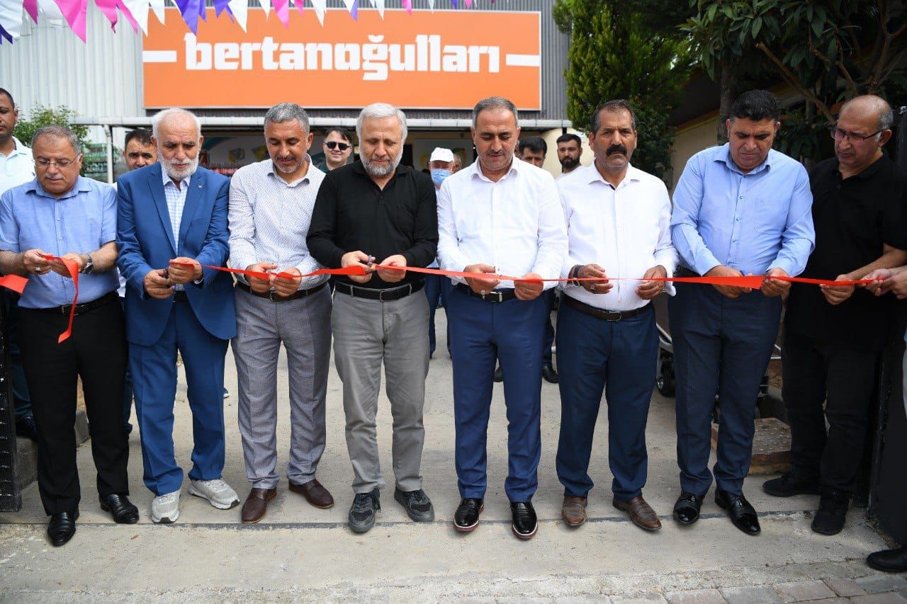 Bertanoğulları Toplu Tüketim mağazası açıldı.