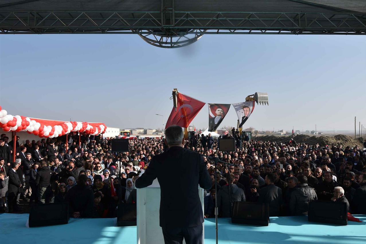 Ağrı Doğu ve Güneydoğu’da Tekstilde Üretim Merkezi Olacak.