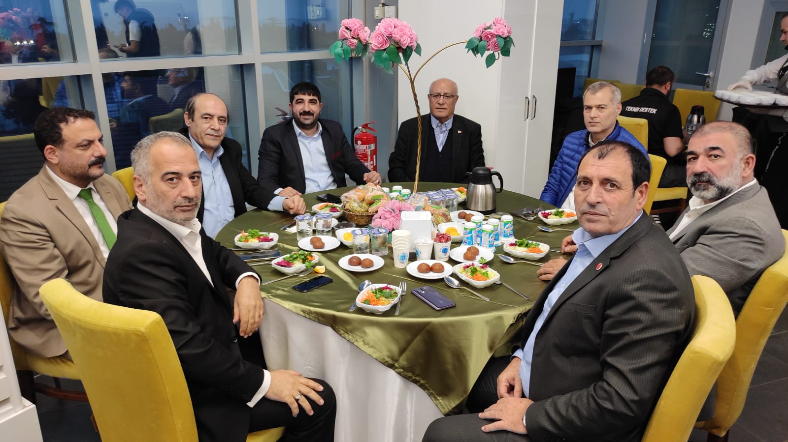 İstanbul'da yaşayan Ağrılılar iftarda buluştu