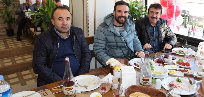 Girişimci iş adamı Nuh Çelik restoran açtı