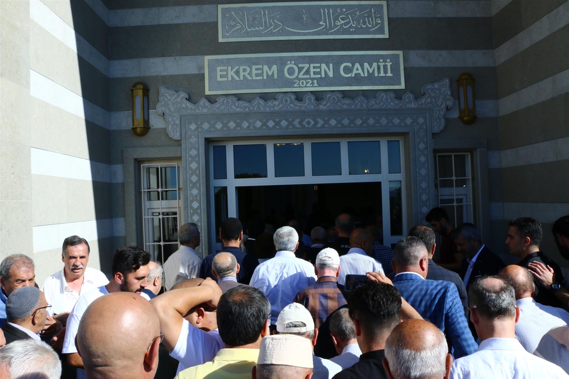 Ekrem Özen adına yaptırılan cami, vefatının 4. yılında ibadete açıldı