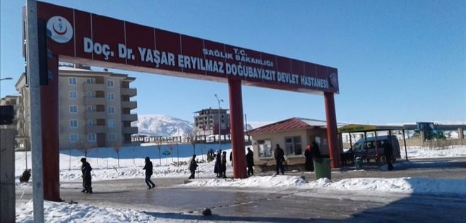 Doğubayazıt Devlet Hastanesi´nde sağlık rezaleti