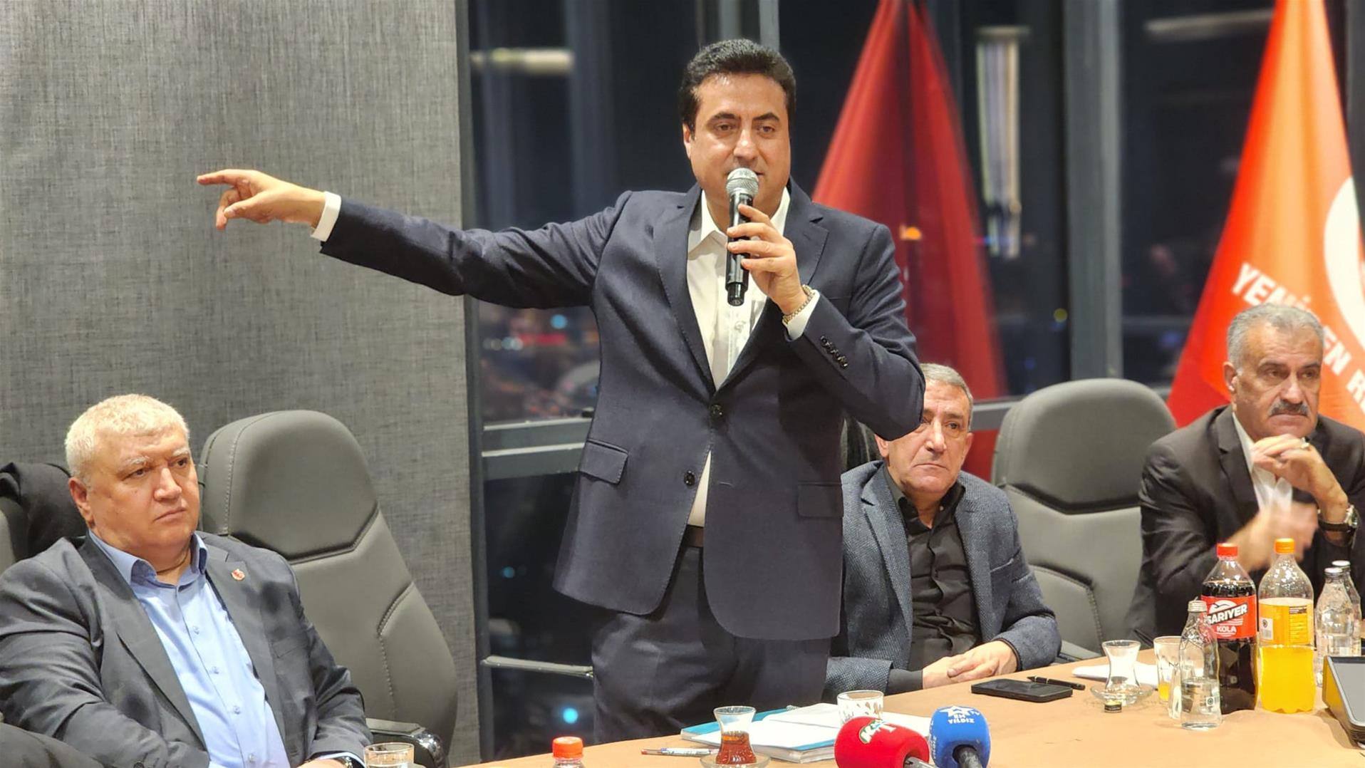 HALİS KAHRİMAN SİYASETE YENİDEN REFAH İLE DÖNDÜ: GAZETECİLERLE BULUŞMASINDA İLAN ETTİ