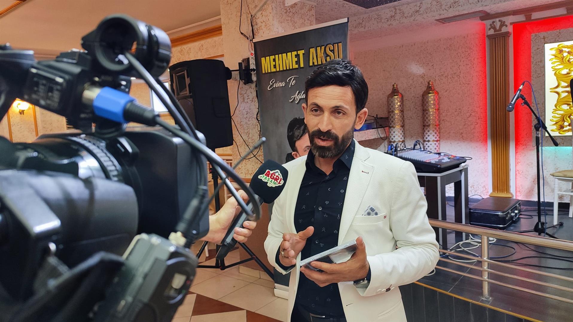 Ağrılı Sanatçı Mehmet Aksu yeni albümünü tanıttı
