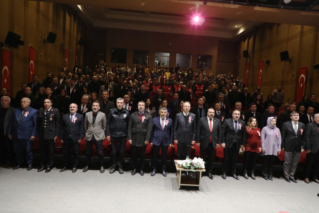  İstiklal şairi Mehmet Akif Ersoy, Dilovası'nda anıldı