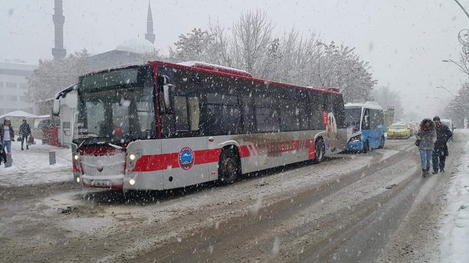 AĞRI DONUYOR!! BEYAZ ESARET BAŞLADI!