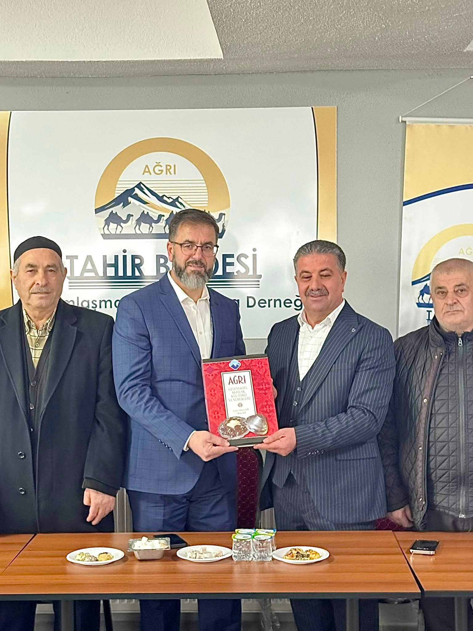 AYDD E.V.’DEN SİVİL TOPLUMDA GÜÇLÜ DAYANIŞMA MESAJI