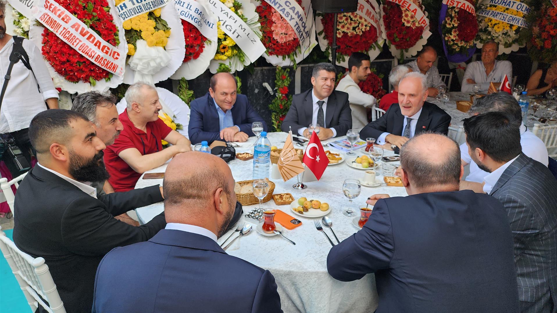 İSTANBUL FATİH İLÇESİNDE MAYS HOTEL' DEN GÖRKEMLİ AÇILIŞ 