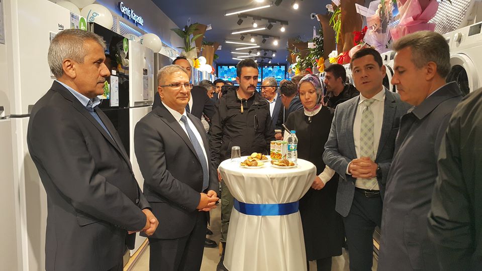 YEĞENLER TİCARET AĞRI'DA İKİNCİ SHOWROOMU ŞUBESİNİ AÇTI.