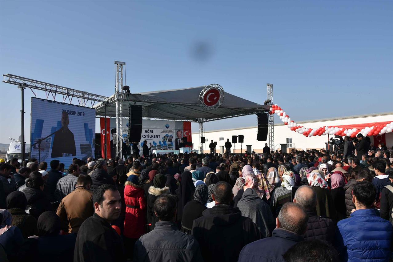 Ağrı Doğu ve Güneydoğu’da Tekstilde Üretim Merkezi Olacak.