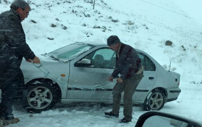 DOĞUBAYAZIT´TA KAR YAĞIŞI BAŞLADI