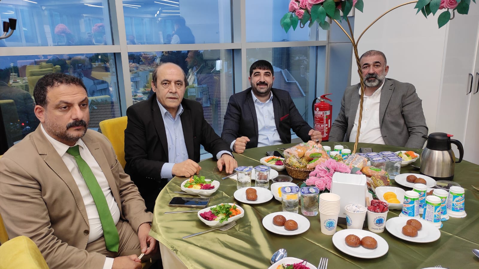 İstanbul'da yaşayan Ağrılılar iftarda buluştu