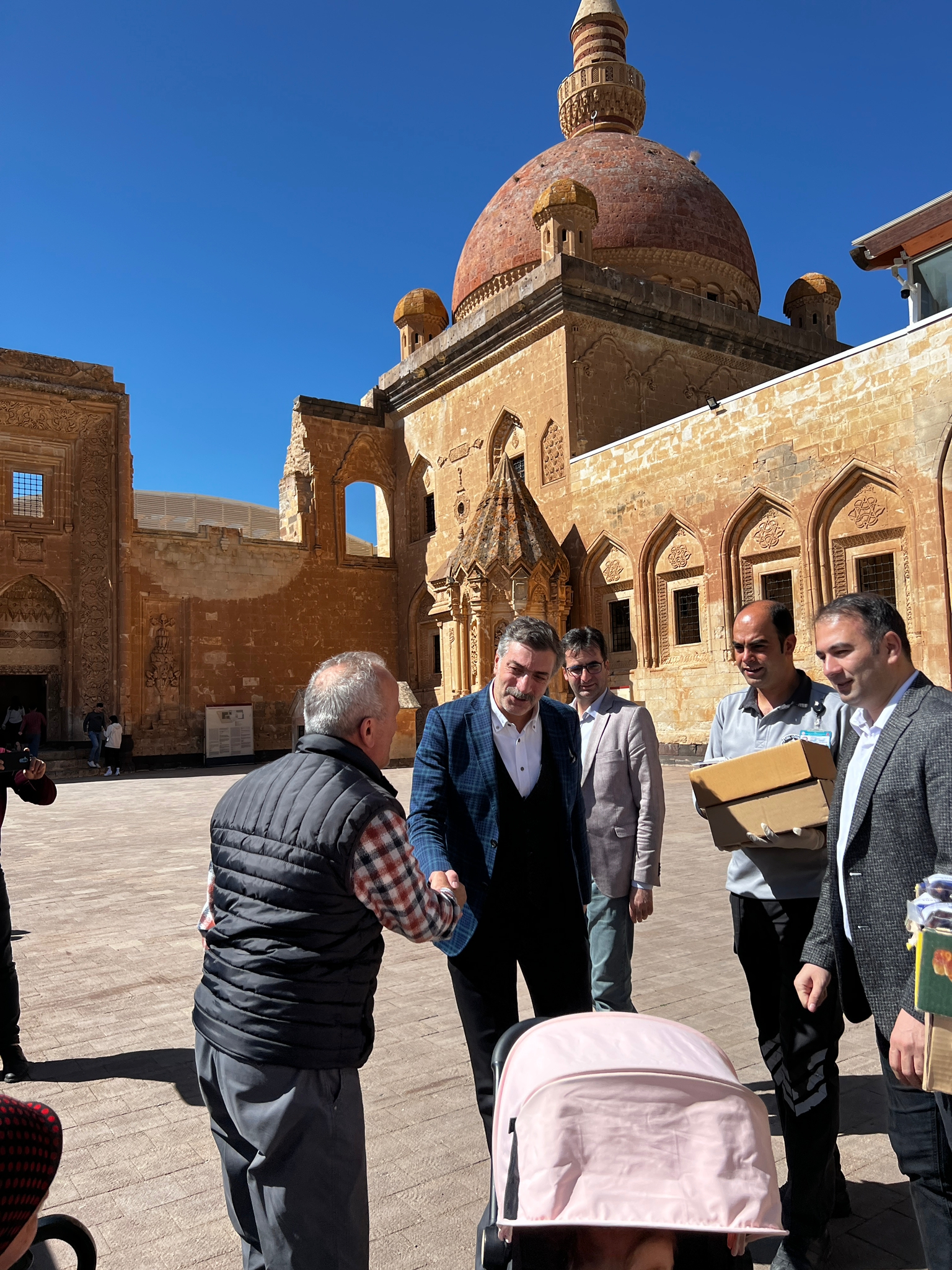 Doğubayazıt’ta Turizm Haftası Etkinlikleri Coşkuyla Kutlandı