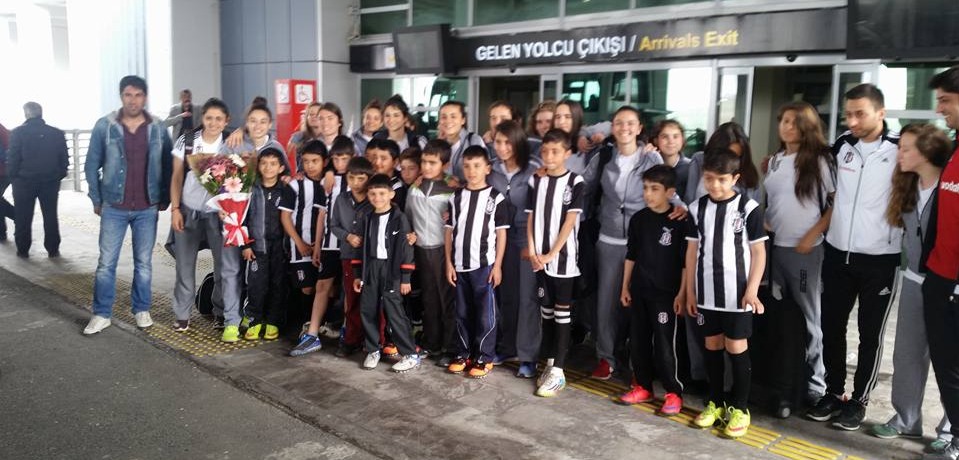 Beşiktaş Kadın Futbol takımı Ağrı’da