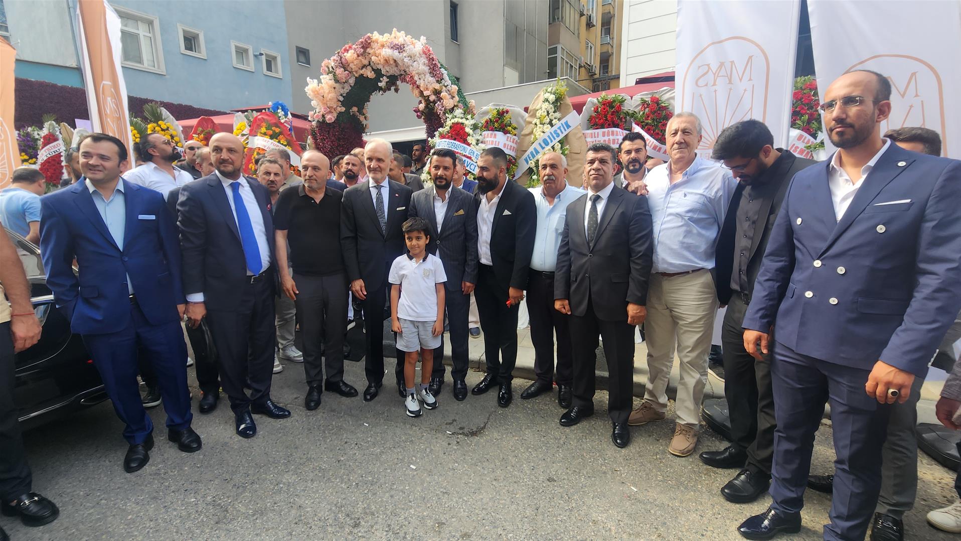 İSTANBUL FATİH İLÇESİNDE MAYS HOTEL' DEN GÖRKEMLİ AÇILIŞ 