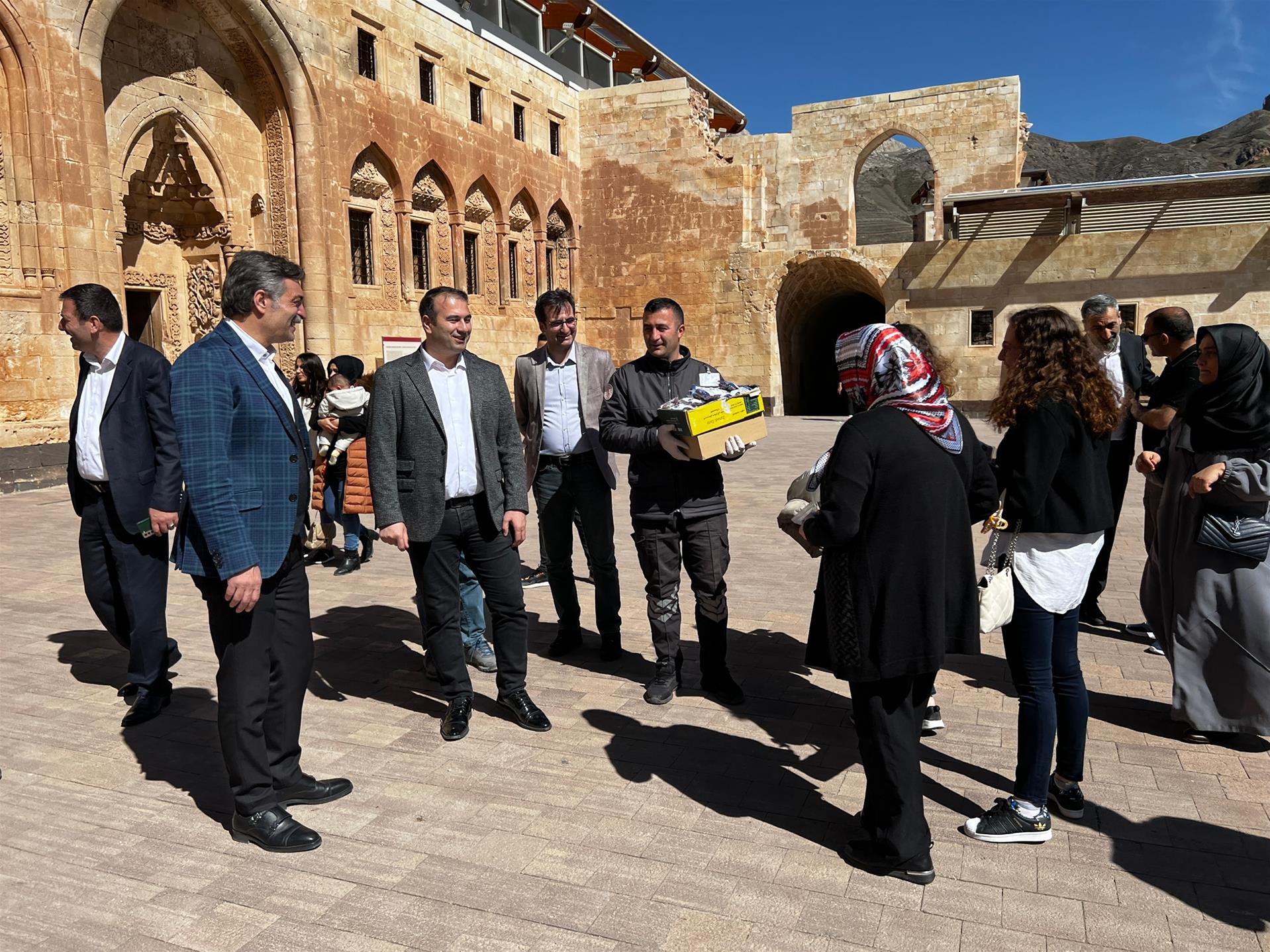 Doğubayazıt’ta Turizm Haftası Etkinlikleri Coşkuyla Kutlandı