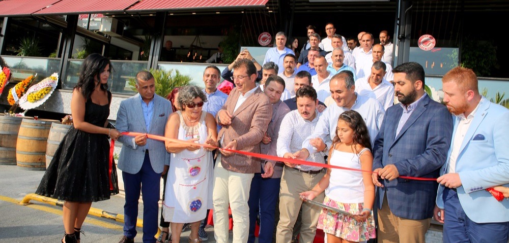 BEYLİKDÜZÜ’NDE MUHTEŞEM BİR MEKÂN ONESTEAKHAUSE BEYLİKDÜZÜ