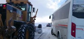 Tipi Doğu’da yol kapattı