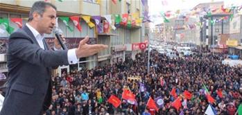 Polis, HDP'nin hayır mitingini havaya ateş açarak dağıttı.