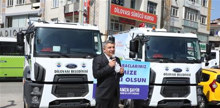 ŞAYİR: DİLOVASI İÇİN NE YAPSAK AZ